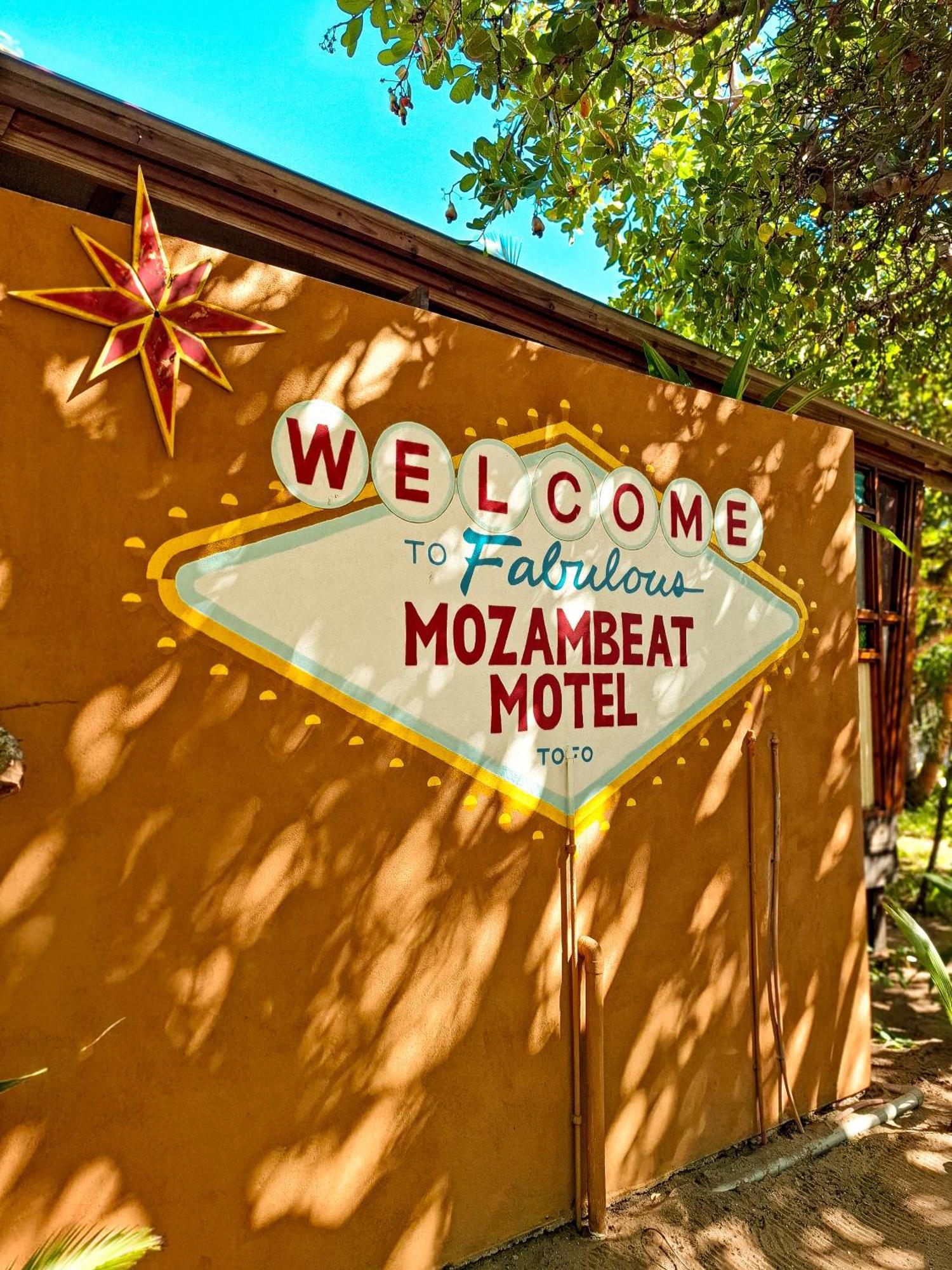 Mozambeat Motel Praia do Praia do Tofo Exterior foto